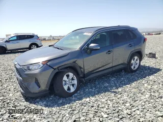 2020 Toyota RAV4 XLE с VIN 2T3P1RFV0LC090125, выставлен на аукционе Copart как лот 61039985 с пробегом 75 516 миль миль и Списание • Salvage title. История ставок и продаж доступна на DreamBid. Изображение 1.