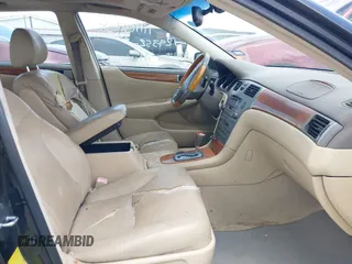 2005 Lexus ES 350 with VIN JTHBA30G955129352, listed as a IAAI auction lot 42677936 with 230,878 mi miles and . Bid and sale history available at DreamBid. Image 5.