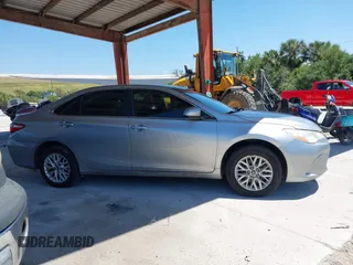 2017 Toyota Camry XLE with VIN 4T1BF1FK7HU631334, listed as a IAAI auction lot 42040087 with 116,728 mi miles. Bid and sale history available at carsss.com. Image 13.