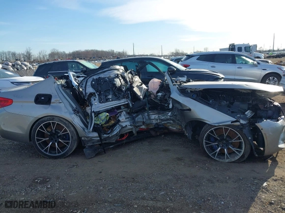 2019 BMW M5 Competition with VIN WBSJF0C58KB285959, listed as a IAAI auction lot 41867705 with 0 mi miles. Bid and sale history available at carsss.com. Image 13.