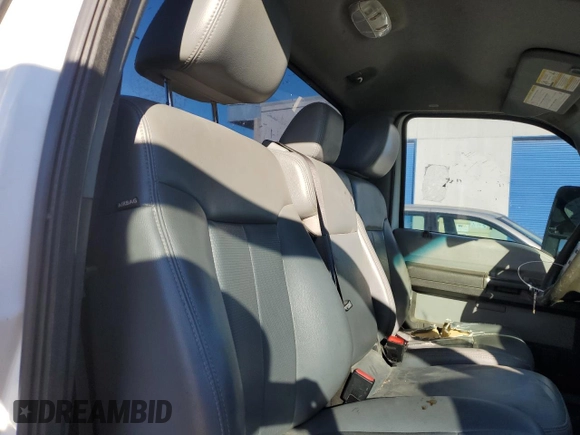 2011 Ford F-250 XL with VIN 1FTBF2A6XBEB58907, listed as a Copart auction lot 84220294 with 305,933 mi miles and Clean title. Bid and sale history available at DreamBid. Image 10.