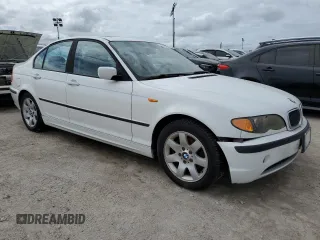 2003 BMW 3 Series 325i with VIN WBAEV334X3KL84317, listed as a Copart auction lot 75102904 with Not Provided miles and Salvage Title. Bid and sale history available at carsss.com. Image 4.