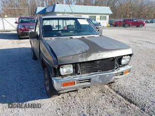1997 Nissan Frontier XE z VIN 1N6SD11S4VC423962, wystawiony jako IAAI lot #41464320 z przebiegiem 237 987 mil mil oraz . Historia ofert i sprzedaży dostępna na DreamBid. Obrazek 6.