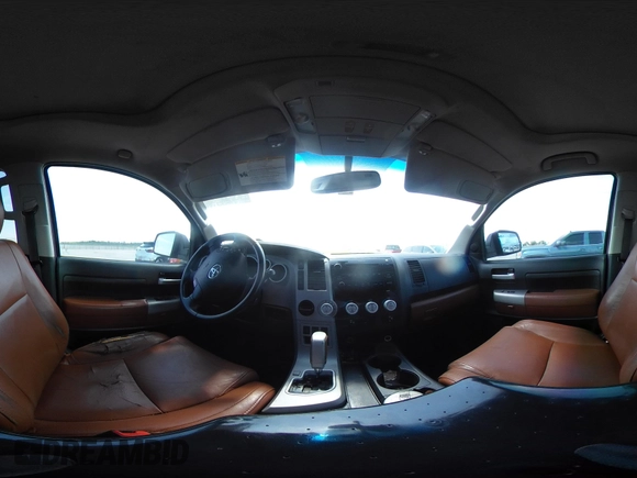 2007 Toyota Tundra Limited z VIN 5TBEV58147S460599, wystawiony jako IAAI lot #42476925 z przebiegiem Nie podano mil oraz . Historia ofert i sprzedaży dostępna na DreamBid. Obrazek 17.
