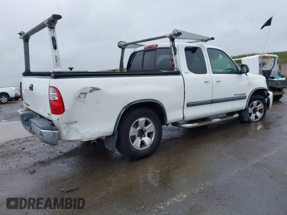 2006 Toyota Tundra SR5 with VIN 5TBRU34166S477272, listed as a IAAI auction lot 41608321 with Not Provided miles and . Bid and sale history available at carsss.com. Image 4.