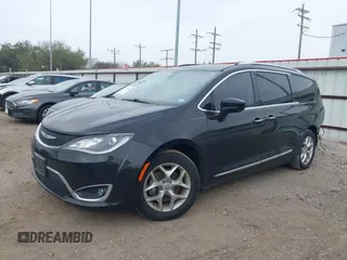 2018 Chrysler Pacifica Touring L Plus z VIN 2C4RC1EG7JR158093, wystawiony jako IAAI lot #41790088 z przebiegiem 116 772 mil mil oraz . Historia ofert i sprzedaży dostępna na DreamBid. Obrazek 18.