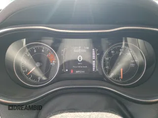 2019 Jeep Cherokee Latitude Plus z VIN 1C4PJMLX5KD331230, wystawiony jako Copart lot #56029515 z przebiegiem 84 912 mil mil oraz Szkoda całkowita • Salvage title. Historia ofert i sprzedaży dostępna na DreamBid. Obrazek 9.