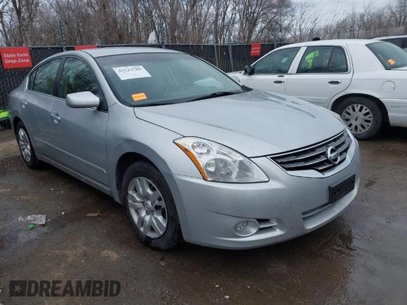 2010 Nissan Altima 2.5 SL with VIN 1N4AL2AP8AC133274, listed as a IAAI auction lot 41523789 with 206,003 mi miles. Bid and sale history available at carsss.com. Image 1.