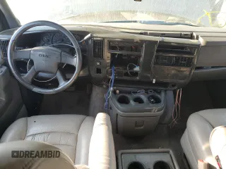 2006 GMC Savana z VIN 1GDGG29U661252944, wystawiony jako Copart lot #76284894 z przebiegiem 192 410 mil mil oraz Szkoda całkowita • Salvage title. Historia ofert i sprzedaży dostępna na DreamBid. Obrazek 8.