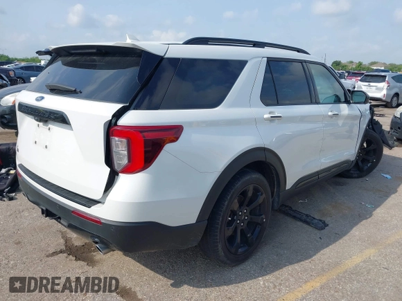 2023 Ford Explorer ST-Line z VIN 1FMSK7KH3PGA99652, wystawiony jako IAAI lot #42109418 z przebiegiem 30 380 mil mil oraz . Historia ofert i sprzedaży dostępna na DreamBid. Obrazek 4.