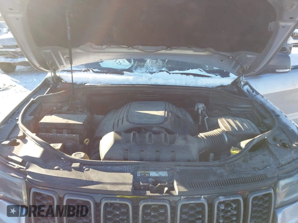 2017 Jeep Grand Cherokee Trailhawk with VIN 1C4RJFLT4HC657682, listed as a IAAI auction lot 41286507 with 123,646 mi miles and . Bid and sale history available at DreamBid. Image 10.