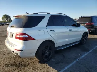 2015 Mercedes-Benz M 400 with VIN 4JGDA5GB2FA586282, listed as a Copart auction lot 85108304 with 123,808 mi miles and Salvage Title. Bid and sale history available at DreamBid. Image 3.