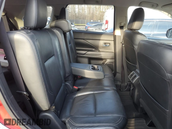 2019 Mitsubishi Outlander SE with VIN JA4AD3A30KZ034516, listed as a Copart auction lot 86527884 with 106,381 mi miles and Salvage title. Bid and sale history available at DreamBid. Image 11.