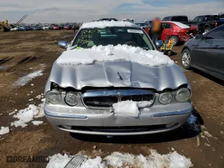 2005 Jaguar XJ VDP with VIN SAJWA82C25SG42104, listed as a Copart auction lot 67504384 with 167,921 mi miles and Salvage Title. Bid and sale history available at carsss.com. Image 5.