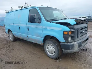 2012 Ford Econoline Cargo Commercial with VIN 1FTNE1EW4CDA80250, listed as a IAAI auction lot 41566553 with 197,626 mi miles. Bid and sale history available at carsss.com. Image 1.