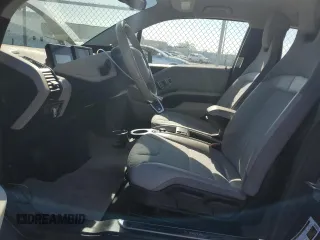 2015 BMW i3 z VIN WBY1Z2C54FV556061, wystawiony jako Copart lot #55656795 z przebiegiem Nie podano mil oraz Tytuł czysty. Historia ofert i sprzedaży dostępna na DreamBid. Obrazek 7.