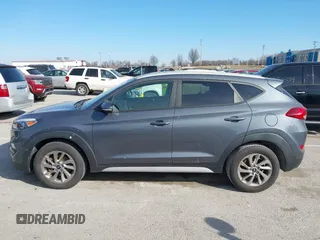2017 Hyundai Tucson SE Plus with VIN KM8J33A40HU459575, listed as a IAAI auction lot 41703139 with 189,955 mi miles. Bid and sale history available at carsss.com. Image 14.