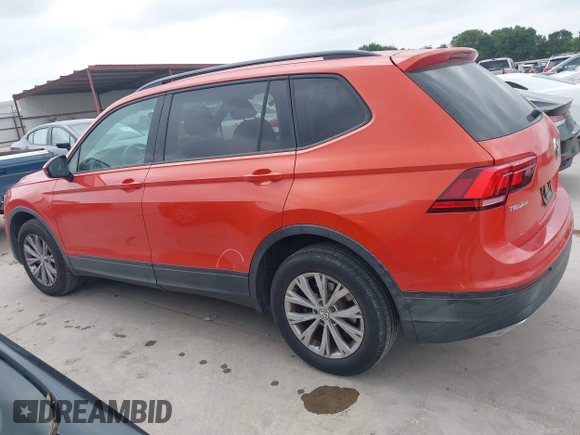 2018 Volkswagen Tiguan S с VIN 3VV1B7AX8JM090047, выставлен на аукционе IAAI как лот 42184116 с пробегом 121 085 миль миль и . История ставок и продаж доступна на DreamBid. Изображение 15.