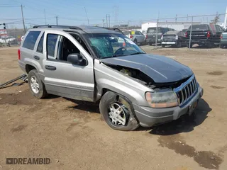 2002 Jeep Grand Cherokee Laredo with VIN 1J4GW48N42C188117, listed as a IAAI auction lot 41794232 with 1 mi miles. Bid and sale history available at carsss.com. Image 6.
