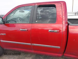 2009 Dodge 1500 Sport z VIN 1D3HV18T69S768289, wystawiony jako IAAI lot #42526478 z przebiegiem 179 907 mil mil oraz . Historia ofert i sprzedaży dostępna na DreamBid. Obrazek 14.