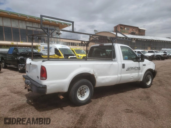 2004 Ford F-250 XL with VIN 3FTNF20L64MA01229, listed as a Copart auction lot 54612984 with 408,254 mi miles and Clean title. Bid and sale history available at DreamBid. Image 3.