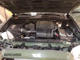 2022 Toyota Tacoma SR z VIN 3TYSZ5AN0NT094346, wystawiony jako IAAI lot #41715982 z przebiegiem 58 463 mil mil oraz . Historia ofert i sprzedaży dostępna na DreamBid. Obrazek 10.
