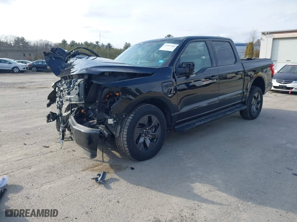 2022 Ford F-150 Lightning Pro with VIN 1FT6W1EV3NWG03970, listed as a IAAI auction lot 41801986 with 29,815 mi miles. Bid and sale history available at carsss.com. Image 19.