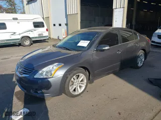 2012 Nissan Altima 3.5 SR with VIN 1N4BL2AP7CN513105, listed as a IAAI auction lot 41425244 with NaN miles. Bid and sale history available at carsss.com. Image 17.