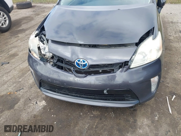2012 Toyota Prius One with VIN JTDKN3DU6C5476298, listed as a IAAI auction lot 41920894 with 205,430 mi miles. Bid and sale history available at carsss.com. Image 6.