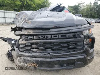 2022 Chevrolet Silverado 1500 Custom Trail Boss with VIN 3GCPDCED9NG588080, listed as a Copart auction lot 70178044 with Not Provided miles and Salvage Title. Bid and sale history available at DreamBid. Image 5.