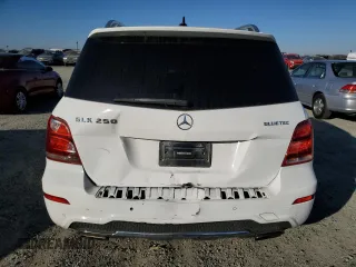 2013 Mercedes-Benz GLK 250 with VIN WDCGG0EB0DG131389, listed as a Copart auction lot 42382655 with 231,906 mi miles and Clean Title. Bid and sale history available at DreamBid. Image 6.