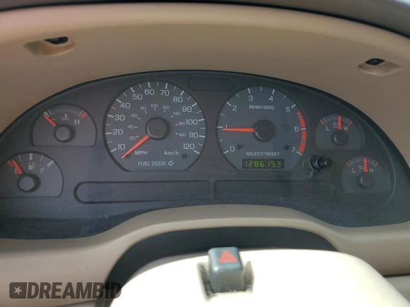 2003 Ford Mustang Standard с VIN 1FAFP40493F346958, выставлен на аукционе Copart как лот 59885285 с пробегом 128 619 миль миль и Списание • Salvage title. История ставок и продаж доступна на DreamBid. Изображение 9.