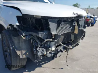 2018 Jeep Grand Cherokee High Altitude with VIN 1C4RJFCM4JC477519, listed as a IAAI auction lot 40688554 with 120,791 mi miles. Bid and sale history available at carsss.com. Image 19.