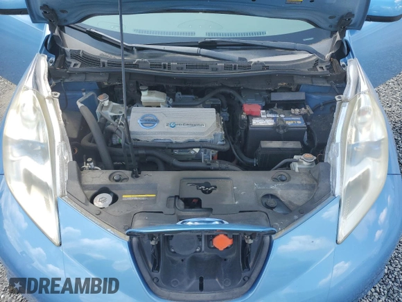 2011 Nissan LEAF SL-e z VIN JN1AZ0CP0BT002015, wystawiony jako Copart lot #58096855 z przebiegiem 58 199 mil mil oraz Czysty tytuł • Clean title. Historia ofert i sprzedaży dostępna na DreamBid. Obrazek 12.