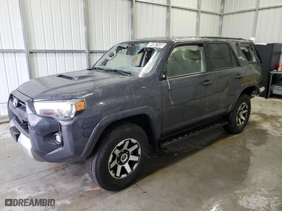 2024 Toyota 4Runner TRD Off Road with VIN JTEPU5JR5R6268528, listed as a Copart auction lot 44967435 with 20,162 mi miles and Salvage Title. Bid and sale history available at carsss.com. Image 1.