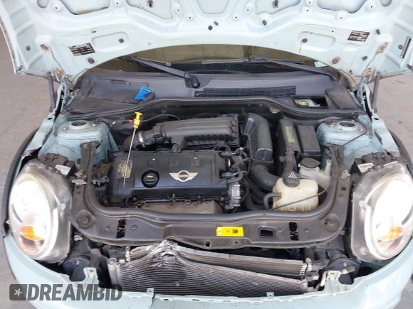 2012 MINI Hardtop with VIN WMWSU3C55CT261047, listed as a IAAI auction lot 42160995 with 123,879 mi miles and . Bid and sale history available at DreamBid. Image 10.