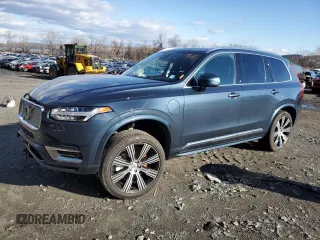 2025 Volvo XC90 with VIN YV4H60PJ6S1293316, listed as a Copart auction lot 84707614 with 924 mi miles and Salvage Title. Bid and sale history available at DreamBid. Image 1.