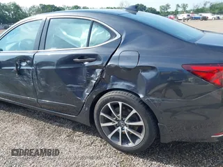 2016 Acura TLX Advance with VIN 19UUB3F71GA000306, listed as a IAAI auction lot 42579640 with 150,764 mi miles and . Bid and sale history available at DreamBid. Image 17.