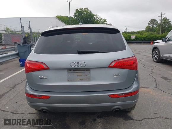 2010 Audi Q5 Premium Plus с VIN WA1LKAFP3AA005541, выставлен на аукционе IAAI как лот 42382512 с пробегом 148 331 миль миль и . История ставок и продаж доступна на DreamBid. Изображение 15.