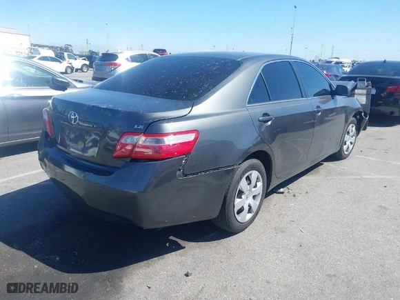 2008 Toyota Camry LE with VIN 4T4BE46K58R037237, listed as a IAAI auction lot 41823606 with 179,264 mi miles. Bid and sale history available at carsss.com. Image 4.
