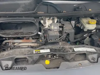 2015 Ram ProMaster z VIN 3C6URVJD6FE500337, wystawiony jako IAAI lot #42878538 z przebiegiem 106 651 mil mil oraz . Historia ofert i sprzedaży dostępna na DreamBid. Obrazek 13.