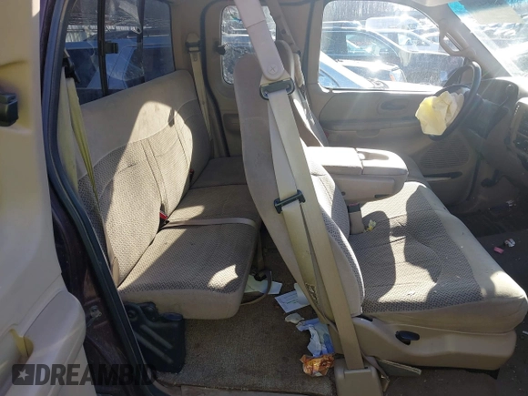 2000 Ford F-150 XL with VIN 1FTRX18W7YNA15739, listed as a IAAI auction lot 40954299 with 218,018 mi miles and . Bid and sale history available at DreamBid. Image 8.