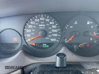 2000 Plymouth Neon Highline z VIN 1P3ES46CXYD631884, wystawiony jako Copart lot #54756005 z przebiegiem 179 533 mil mil oraz Szkoda całkowita • Salvage title. Historia ofert i sprzedaży dostępna na DreamBid. Obrazek 9.