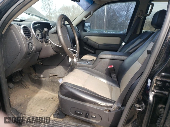 2007 Ford Explorer Sport Trac Limited z VIN 1FMEU33887UA03594, wystawiony jako Copart lot #42690825 z przebiegiem 198 578 mil mil oraz Szkoda całkowita • Salvage title. Historia ofert i sprzedaży dostępna na DreamBid. Obrazek 7.