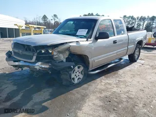 2005 Chevrolet Silverado 1500 Z71 with VIN 1GCEK19B15Z347107, listed as a IAAI auction lot 41495352 with 1 mi miles. Bid and sale history available at carsss.com. Image 17.