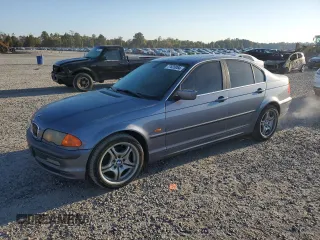 2000 BMW 3 Series 328i with VIN WBAAM5339YJR55734, listed as a Copart auction lot 77626084 with 193,332 mi miles and Clean Title. Bid and sale history available at carsss.com. Image 1.