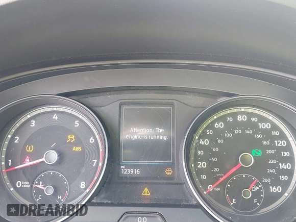 2018 Volkswagen Atlas SE with VIN 1V2KR2CA7JC546436, listed as a IAAI auction lot 41739327 with 123,916 mi miles and . Bid and sale history available at DreamBid. Image 7.