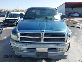 1999 Dodge 1500 z VIN 1B7HF13Z5XJ547187, wystawiony jako IAAI lot #41687655 z przebiegiem 187 722 mil mil oraz . Historia ofert i sprzedaży dostępna na DreamBid. Obrazek 6.