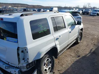 2017 Jeep Patriot 75th Anniversary with VIN 1C4NJRBB0HD138003, listed as a IAAI auction lot 41717936 with 120,610 mi miles and . Bid and sale history available at carsss.com. Image 4.