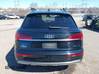 2021 Audi Q5 Premium Plus with VIN WA1BAAFY0M2018978, listed as a IAAI auction lot 41827330 with 72,730 mi miles. Bid and sale history available at carsss.com. Image 17.